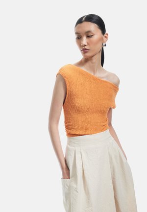 Koton SLEEVELESS - Débardeur - orange