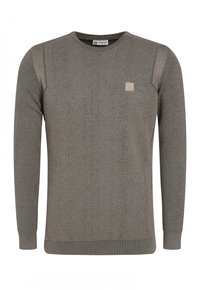 Maglione grigio a trama con motivo a spina di pesce, collo a giro, maniche lunghe e polsini a costine. Presenta un piccolo logo quadrato sul petto.