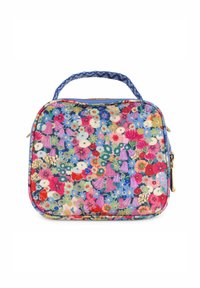 Bolsa con estampado floral sobre fondo azul, que presenta flores en rosa, rojo y verde. Tiene un asa trenzada azul y herrajes de cremallera en dorado.