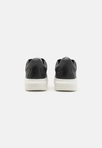 Guess VIBO - Sneakers basse - coal