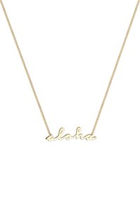 Goldkette mit einer zarten Kette und einem Anhänger mit dem kursiven Schriftzug "aloha". Glatte Textur, minimalistisches Design und leichtes Gewicht.
