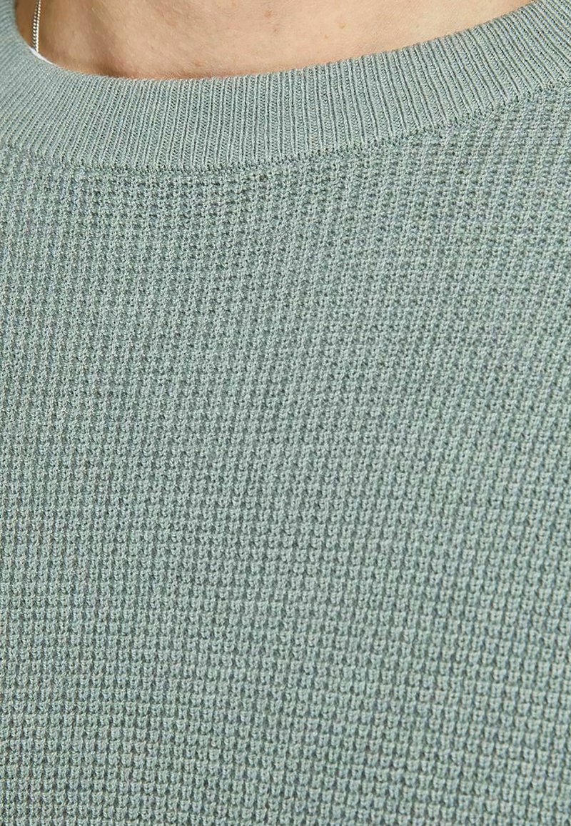 Herren Strickjacken | Jack & Jones STRUKTURIERTER RUNDHALS Strickpullover slate gray/blaugrau - SQ98224 Herren Strickjacken | Jack & Jones STRUKTURIERTER RUNDHALS Strickpullover slate gray/blaugrau - SQ98224