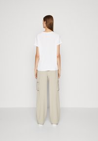 MSCH Copenhagen FENYA V NECK TEE - T-Shirt basic - optical white