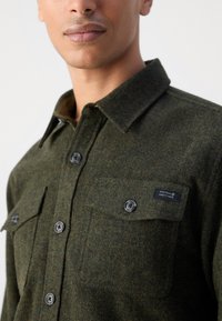 INDICODE JEANS Cămașă - mottled olive