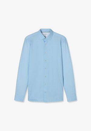 Hellblaues Hemd mit langen Ärmeln aus strukturiertem Stoff, klassischem Kragen und Knopfleiste mit silberfarbenen Knöpfen.