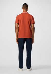 Hackett London TIPPED CLR PLACKET - Polotričko - burnt ochre orange