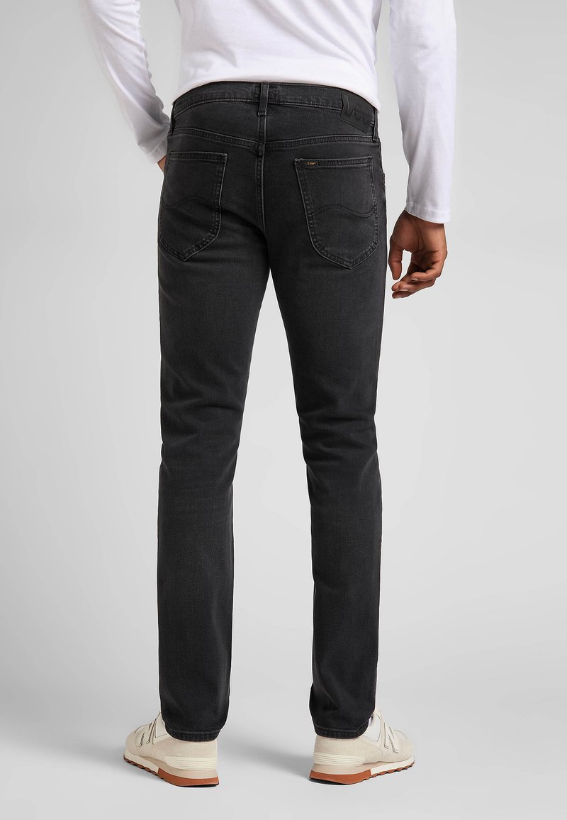 Lee Daren Slim Fit Jeans In Light Wash | ASOS