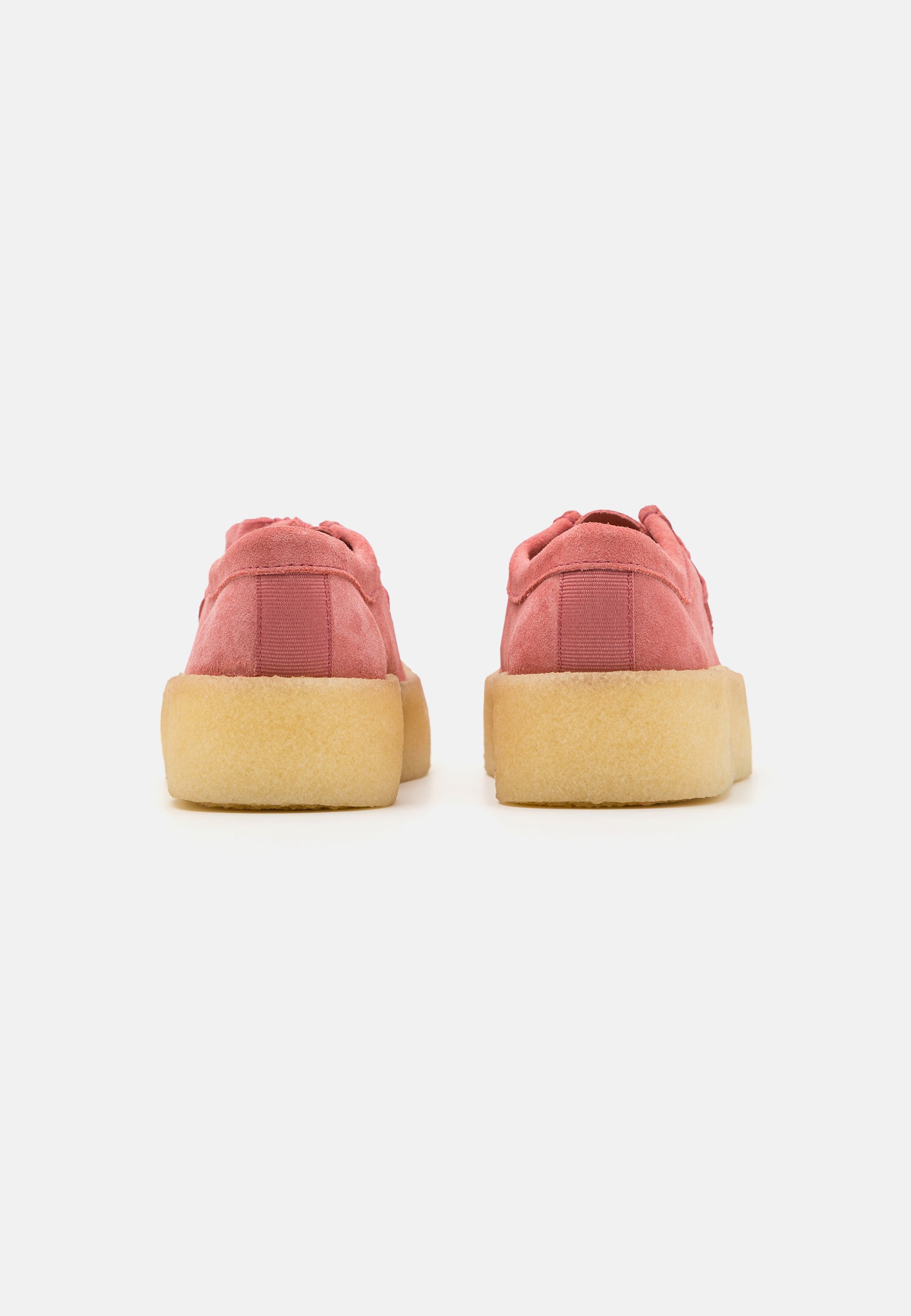 【Clarks ORIGINALS】Vintage Pink Wallabee Clarks Originals: Pink Wallabee Vintage Derbys | SSENSE Canada
