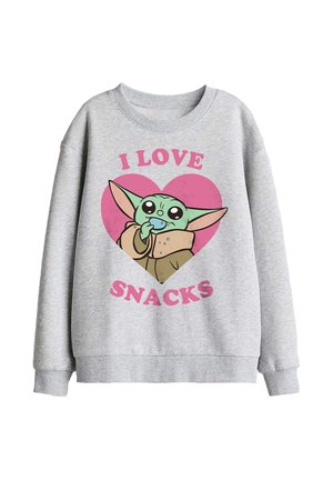 Grauer Pullover mit einer Herzgrafik, auf der eine grüne Figur einen Snack isst, darüber und darunter steht der Text "ICH LIEBE SNACKS."