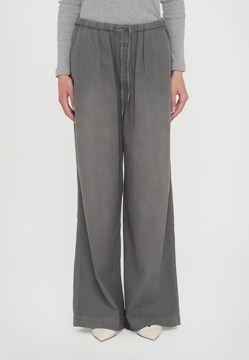CLOSED WYNSTON - Püksid - led grey