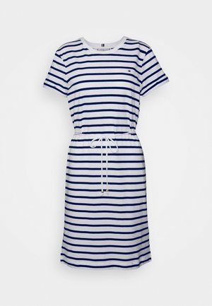 Vestido blanco hasta la rodilla con rayas horizontales azul marino, mangas cortas, escote redondo y cintura con cordón.