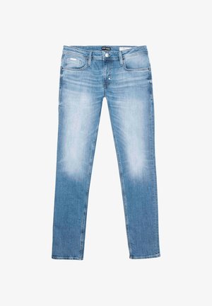 Jeans de mezclilla azul claro con corte recto. Las características incluyen cinco bolsillos, un cierre de botón y un ligero desgastado en la parte frontal.