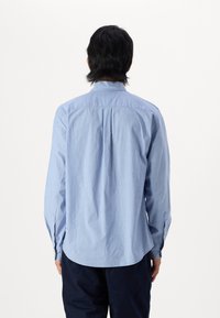 GAP STANDARD - Formalna srajca - light blue