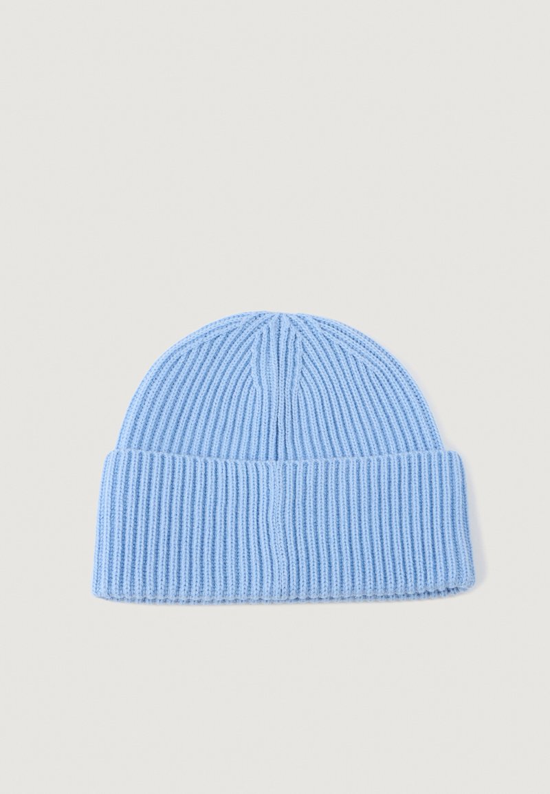 Kate Spade Hat Beanie Wool Blend Blue Bright Cerulean Knit Spade Cuff Preppy New SAM Label Cuff Beanie at Amazon Women main image 4