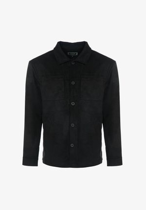 Giacca in suede nera con colletto, chiusura frontale con bottoni, due tasche sul petto e maniche lunghe con polsini abbottonati.