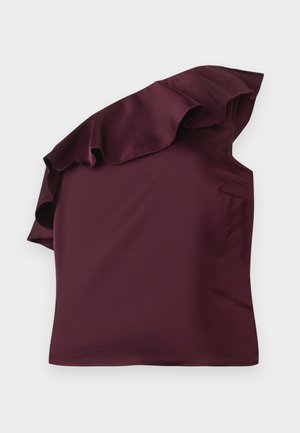 Top in satin bordeaux con design a spalla sola arricciata. Tessuto morbido con taglio asimmetrico e una sottile tasca laterale.