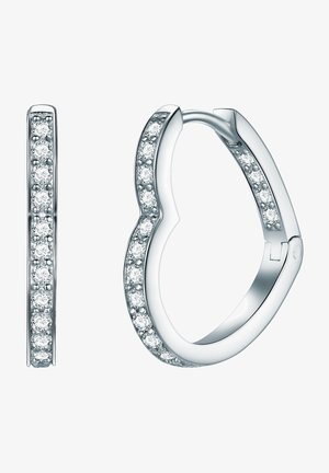 Orecchini a cerchio in argento con un design ondulato, adornati da una fila di cristalli tondi e trasparenti lungo il bordo esterno.