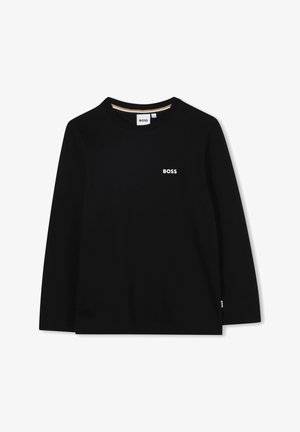 Sort bluse med lange ærmer og rund hals med hvidt "BOSS" logo på venstre bryst og et lille mærke ved den nederste sidesøm.