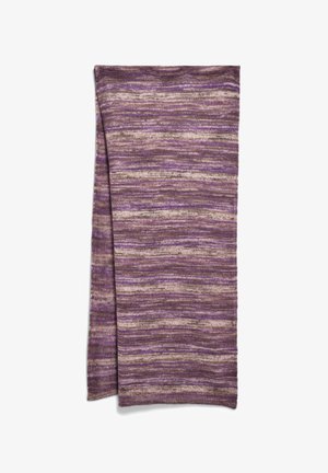 Gestrickte Decke in Schattierungen von Lila und Braun mit welligen Streifen. Weiche Textur und rechteckige Form. Fertig gekantete Kanten ohne sichtbare Hardware.