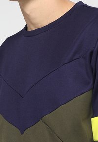 Calvin Klein Performance Sudadera - olive