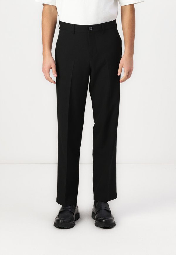 LOOSE ROBERT FLEX - Chinos