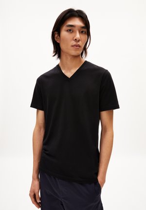 JAARNES - T-Shirt basic - black