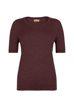 Burgundy kortärmad tröja med rund hals, tillverkad av mjukt tyg med en jämn textur och ribbade muddar och fåll.