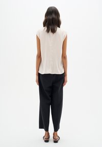 InWear MATOI NIXIE - Felső - french nougat