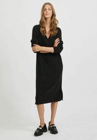 VILA VIMADELIA VNECK DRESS - Stickad klänning - black