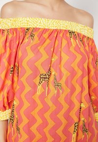 Be Sunset CALORE - Vestito lungo - fuchsia
