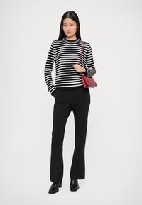 MAX&Co. JERVIS - Trui - blue/white