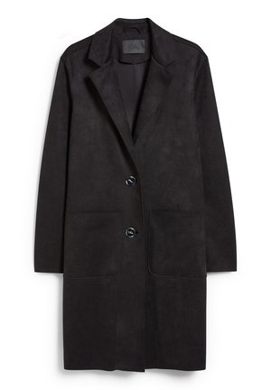 Long manteau noir en suède avec revers crantés, deux poches plaquées à l'avant et deux boutons noirs au centre devant.