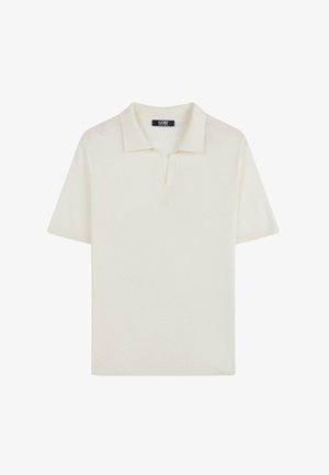 Weißes kurzärmeliges Poloshirt aus weichem Stoff, mit einem gerippten Kragen und einer halben Knopfleiste zum Schließen. Minimalistisches Design.