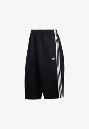 Sorte atletikshorts med elastisk talje, tre hvide sidelommer og lille hvid Adidas-logo på venstre ben.