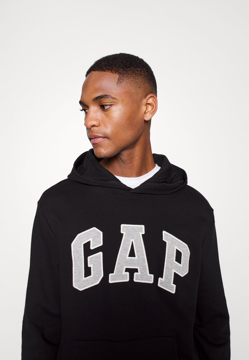 GAP - ARCH - Kapuzenpullover - true black, Vergrößern