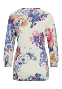 Trui met een bloempatroon in blauwe, roze en oranje tinten op een licht crèmekleurige achtergrond; textuurgebreid en driekwart mouwen.