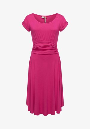 Ružičasta haljina s kratkim rukavima, okruglim izrezom, skupljenim pojasom i lepršavom suknjom. Izrađena od mekog, rastezljivog materijala s glatkom teksturom.