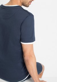 bonprix 2 IN 1 KURZARM 2ER PACK - T-shirt con stampa - blue