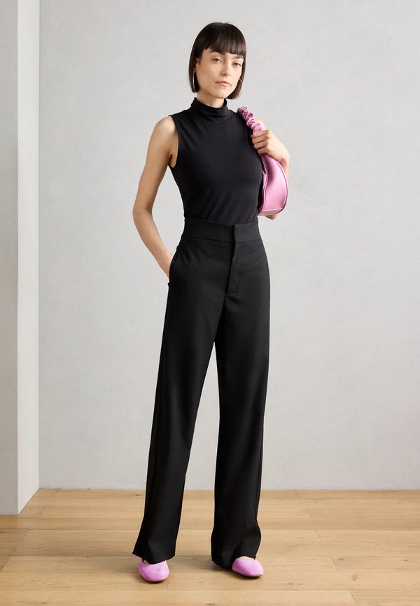 Classic heels - azalea2