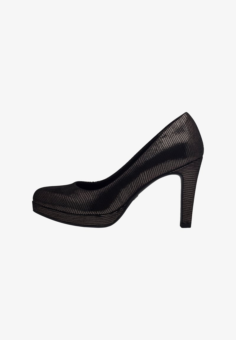 Escarpin noir à talons hauts avec un design en maille texturée et un bout arrondi. Dispose d'une semelle compensée et est conçu pour des occasions formelles.