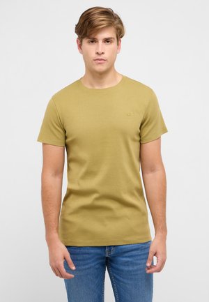 - T-shirt basic