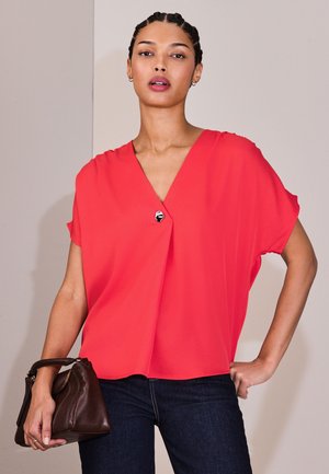 Next, REGULAR FIT - SHORT SLEEVE V-NECK BLOUSE  . - Blúzka - coral red