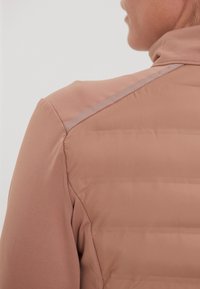 Endurance Runningjack - 5133 beaver fur