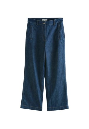 Dunkelblaue Denim-Hosen mit weitem Bein, zwei Fronttaschen, einem Knopfverschluss und sichtbaren Nähten entlang der Säume.