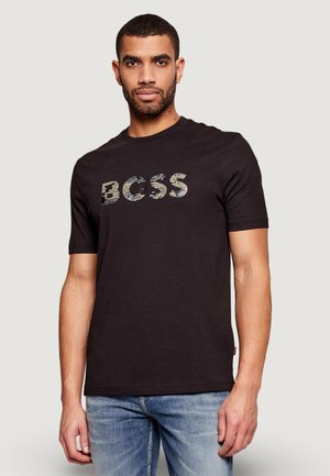 - T-shirt z nadrukiem