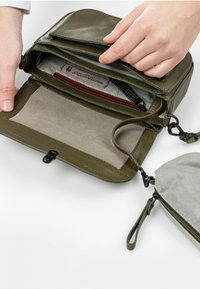 Aunts & Uncles MRS WAFFLE - Umhängetasche - tarmac