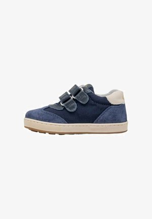 Sneaker blu navy da bambino con due fasce regolabili in velcro, collo beige sul tallone e suola in gomma.