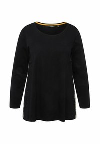 Zwarte longsleeve top met een ronde halslijn en contrasterende gele biezen bij de hals. Kenmerkt zich door gestreepte zijpanelen voor extra detail.