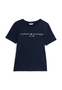Námořnická modrá bavlněná tričko s krátkými rukávy, kulatým výstřihem a bílým logem "TOMMY HILFIGER EST. 1985" na přední straně.