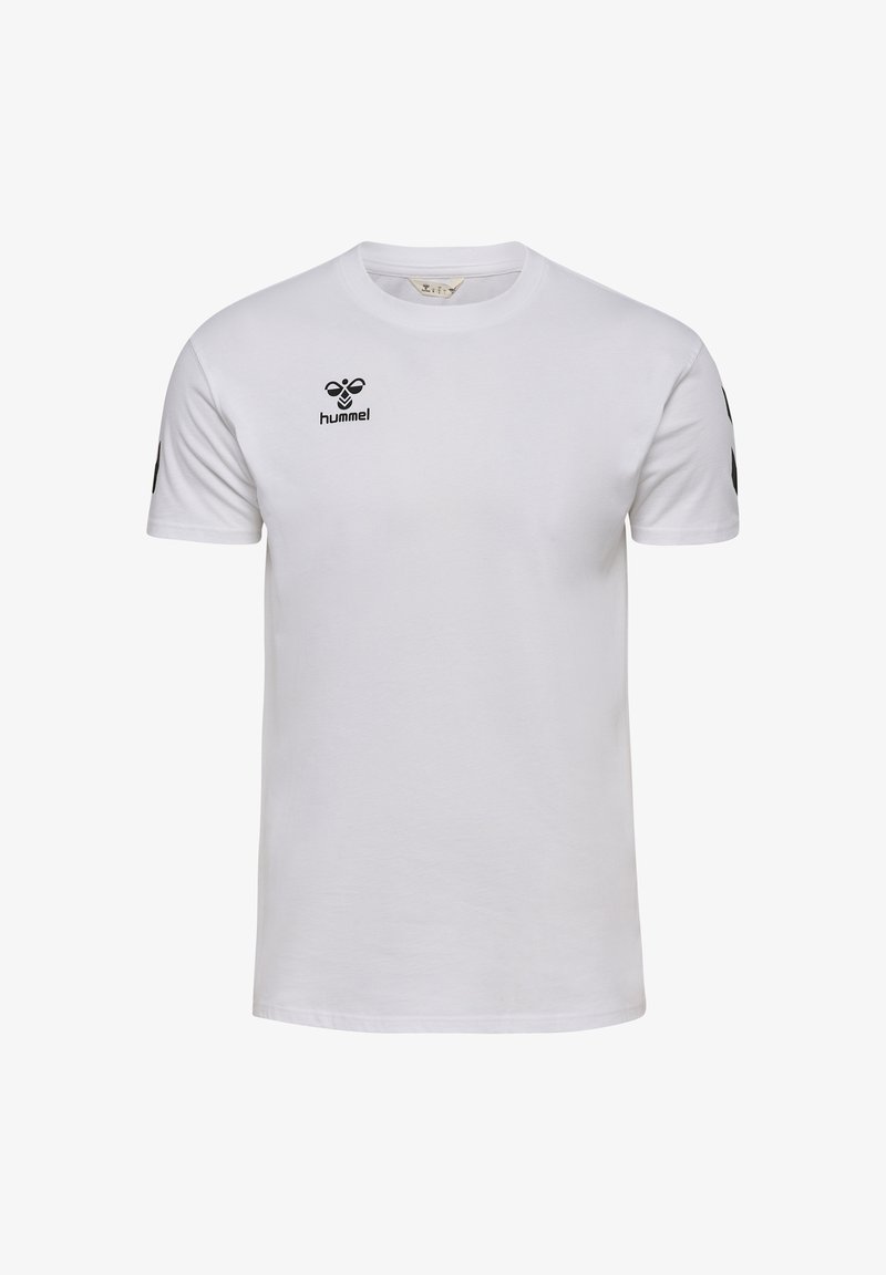 Weißes Baumwoll-T-Shirt mit kurzen Ärmeln. Verfügt über ein schwarzes Logo auf der Brust und schwarze Chevron-Akzente auf den Ärmeln. Rundhalsausschnitt.